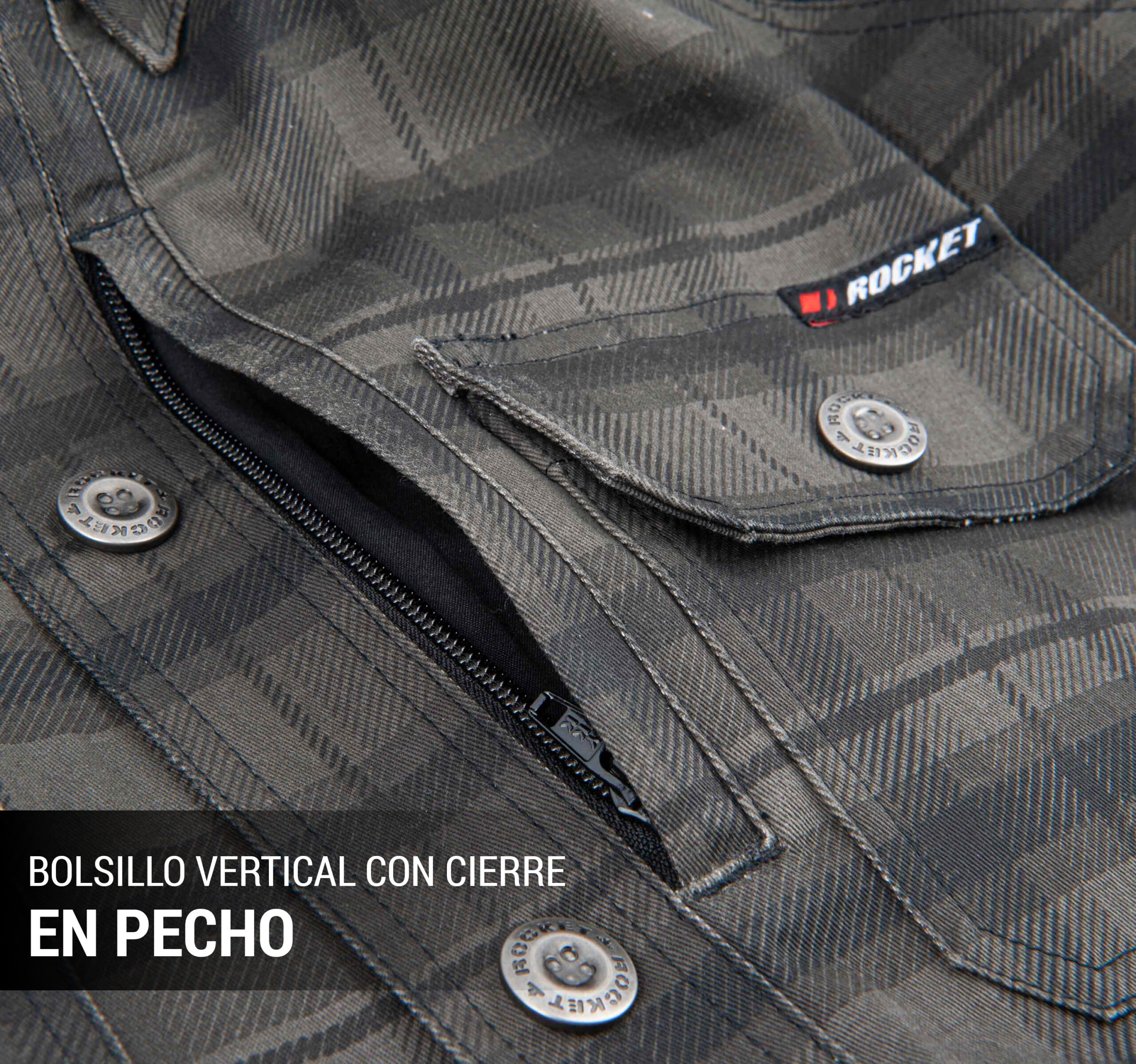 BOLSILLO EN PECHO